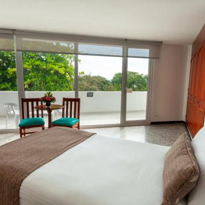 Junior Almirante Hotel  Melgar Junior Almirante Hotel  Melgar