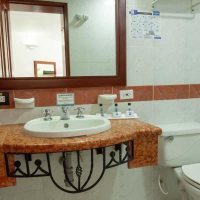 Junior Almirante Hotel  Melgar Junior Almirante Hotel  Melgar