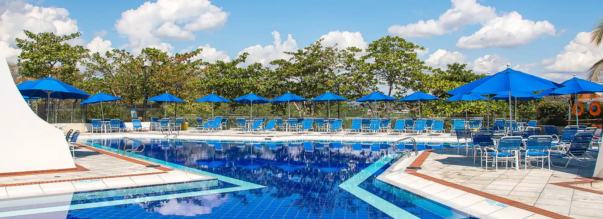   Hotel Almirante Melgar